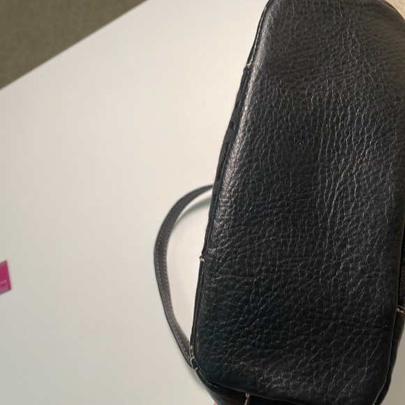 Small atienne black handbag. - Picture 4 of 7